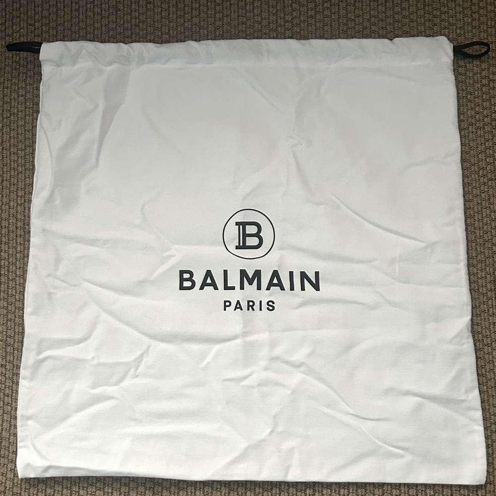 Balmain Elegant White Dust Bag